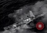 Standbild F6F Hellcat Fighter Pazifik, 1944, aus Sekunde 17 historischem Filmmaterial Videoclip 65675074362