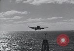 Immagine di F6F Hellcat fighter Oceano Pacifico, 1944, secondo 9 filmato di repertorio 65675074366