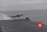 Standbild F6F Hellcat Fighter Pazifik, 1944, aus Sekunde 6 historischem Filmmaterial Videoclip 65675074367