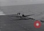 Standbild F6F Hellcat Fighter Pazifik, 1944, aus Sekunde 9 historischem Filmmaterial Videoclip 65675074367