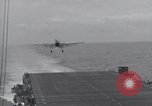 Standbild F6F Hellcat Fighter Pazifik, 1944, aus Sekunde 16 historischem Filmmaterial Videoclip 65675074367