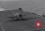 Standbild F6F Hellcat Fighter Pazifik, 1944, aus Sekunde 23 historischem Filmmaterial Videoclip 65675074367