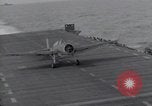 Standbild F6F Hellcat Fighter Pazifik, 1944, aus Sekunde 24 historischem Filmmaterial Videoclip 65675074367