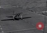 Standbild F6F Hellcat Fighter Pazifik, 1944, aus Sekunde 32 historischem Filmmaterial Videoclip 65675074367