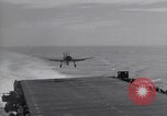 Standbild F6F Hellcat Fighter Pazifik, 1944, aus Sekunde 39 historischem Filmmaterial Videoclip 65675074367