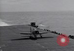 Standbild F6F Hellcat Fighter Pazifik, 1944, aus Sekunde 43 historischem Filmmaterial Videoclip 65675074367