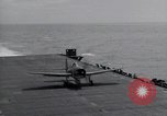 Standbild F6F Hellcat Fighter Pazifik, 1944, aus Sekunde 44 historischem Filmmaterial Videoclip 65675074367