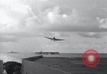 Standbild TBF Avenger Flugzeuge Palau Inseln, 1944, aus Sekunde 13 historischem Filmmaterial Videoclip 65675074371