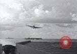 Standbild TBF Avenger Flugzeuge Palau Inseln, 1944, aus Sekunde 14 historischem Filmmaterial Videoclip 65675074371