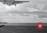 Standbild TBF Avenger Flugzeuge Palau Inseln, 1944, aus Sekunde 20 historischem Filmmaterial Videoclip 65675074371