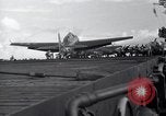 Standbild TBF Avenger Flugzeuge Palau Inseln, 1944, aus Sekunde 28 historischem Filmmaterial Videoclip 65675074371