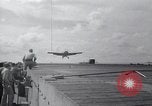 Standbild TBF Avenger Ebenen Palau Inseln, 1944, aus Sekunde 47 historischem Filmmaterial Videoclip 65675074372
