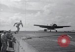 Standbild TBF Avenger Ebenen Palau Inseln, 1944, aus Sekunde 49 historischem Filmmaterial Videoclip 65675074372