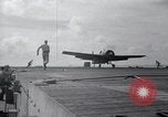 Standbild TBF Avenger Ebenen Palau Inseln, 1944, aus Sekunde 57 historischem Filmmaterial Videoclip 65675074372