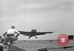 Standbild F4F Wildcat Kampfflugzeuge Palau Inseln, 1944, aus Sekunde 29 historischem Filmmaterial Videoclip 65675074375