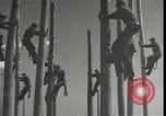 Image Signal Corps poseurs de ligne Georgia United States USA, 1951, de la seconde 30 séquences d'archives historiques vidéo 65675074381