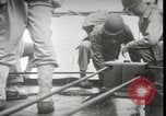 Standbild Vereinigten Staaten Marines Kiribati Gilbert Inseln, 1943, aus Sekunde 21 historischem Filmmaterial Videoclip 65675074389