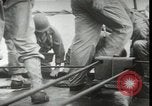 Standbild Vereinigten Staaten Marines Kiribati Gilbert Inseln, 1943, aus Sekunde 23 historischem Filmmaterial Videoclip 65675074389
