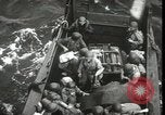 Standbild Vereinigten Staaten Marines Kiribati Gilbert Inseln, 1943, aus Sekunde 47 historischem Filmmaterial Videoclip 65675074389