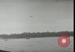 Standbild Vereinigten Staaten Marines Kiribati Gilbert Inseln, 1943, aus Sekunde 55 historischem Filmmaterial Videoclip 65675074389