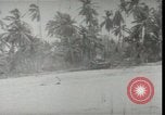 Standbild Vereinigten Staaten Marines Kiribati Gilbert Inseln, 1943, aus Sekunde 58 historischem Filmmaterial Videoclip 65675074389