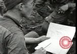 Standbild Japanese-American Marines New Britain Papua Neu Guinea, 1944, aus Sekunde 42 historischem Filmmaterial Videoclip 65675074391