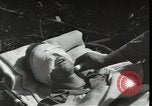 Immagine di Feriti soldati americani La Nuova Bretagna Papua Nuova Guinea, 1944, secondo 61 filmato di repertorio 65675074392