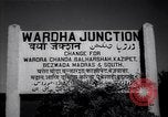 Image Wardha JUNCTION Gare Wardha Inde, 1943, de la seconde 4 séquences d'archives historiques vidéo 65675074398