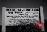 Image Wardha JUNCTION Gare Wardha Inde, 1943, de la seconde 6 séquences d'archives historiques vidéo 65675074398
