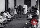 Immagine di Mohandas Karamchand Gandhi Wardha India, 1943, secondo 4 filmato di repertorio 65675074399