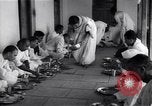 Immagine di Mohandas Karamchand Gandhi Wardha India, 1943, secondo 14 filmato di repertorio 65675074399
