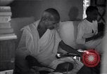 Immagine di Mohandas Karamchand Gandhi Wardha India, 1943, secondo 16 filmato di repertorio 65675074400