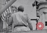 Standbild australischen Überlebenden Pazifik, 1944, aus Sekunde 41 historischem Filmmaterial Videoclip 65675074409