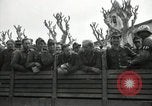Immagine di Prigionieri italiani Carrara Italia, 1945, secondo 16 filmato di repertorio 65675074415
