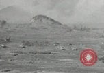 Standbild Schokolade Drop Hill Okinawa Ryukyu Inseln, 1945, aus Sekunde 9 historischem Filmmaterial Videoclip 65675074416