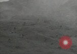 Standbild USA Soldaten Okinawa Ryukyu Inseln, 1945, aus Sekunde 15 historischem Filmmaterial Videoclip 65675074420