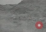 Standbild USA Soldaten Okinawa Ryukyu Inseln, 1945, aus Sekunde 25 historischem Filmmaterial Videoclip 65675074420