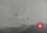 Standbild USA Soldaten Okinawa Ryukyu Inseln, 1945, aus Sekunde 51 historischem Filmmaterial Videoclip 65675074420
