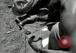 Immagine di Stati Uniti truppe Okinawa isole Ryukyu, 1945, secondo 10 filmato di repertorio 65675074424