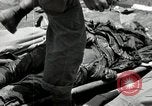 Immagine di Stati Uniti truppe Okinawa isole Ryukyu, 1945, secondo 31 filmato di repertorio 65675074424