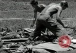 Immagine di Stati Uniti truppe Okinawa isole Ryukyu, 1945, secondo 40 filmato di repertorio 65675074424