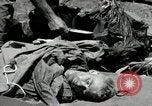 Immagine di Stati Uniti truppe Okinawa isole Ryukyu, 1945, secondo 56 filmato di repertorio 65675074424