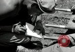 Immagine di Stati Uniti truppe Okinawa isole Ryukyu, 1945, secondo 60 filmato di repertorio 65675074424