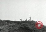 Standbild USA Soldaten Okinawa Ryukyu Inseln, 1945, aus Sekunde 25 historischem Filmmaterial Videoclip 65675074426