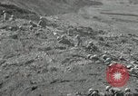 Standbild USA Soldaten Okinawa Ryukyu Inseln, 1945, aus Sekunde 41 historischem Filmmaterial Videoclip 65675074426