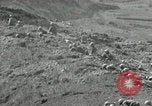 Standbild USA Soldaten Okinawa Ryukyu Inseln, 1945, aus Sekunde 43 historischem Filmmaterial Videoclip 65675074426