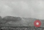 Standbild USA Soldaten Okinawa Ryukyu Inseln, 1945, aus Sekunde 39 historischem Filmmaterial Videoclip 65675074428