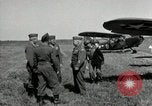Standbild Commanding-General der 7 Armee Darmstadt Deutschland, 1945, aus Sekunde 11 historischem Filmmaterial Videoclip 65675074432