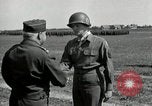 Standbild Commanding-General der 7 Armee Darmstadt Deutschland, 1945, aus Sekunde 36 historischem Filmmaterial Videoclip 65675074432