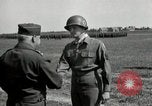 Standbild Commanding-General der 7 Armee Darmstadt Deutschland, 1945, aus Sekunde 37 historischem Filmmaterial Videoclip 65675074432